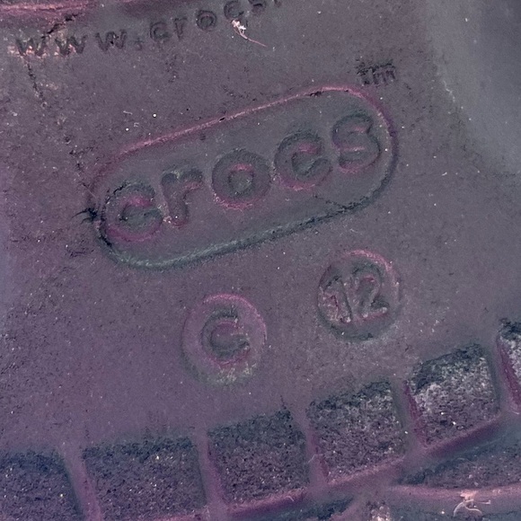 Red camo crocs - Picture 7 of 7